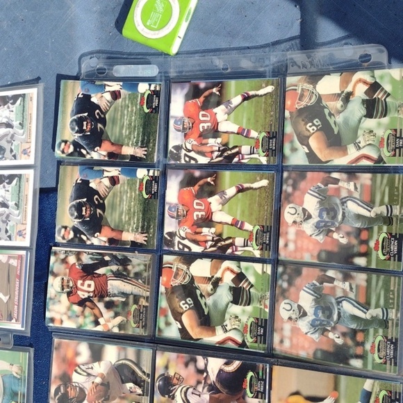 Football Card Lot - Picture 3 of 8